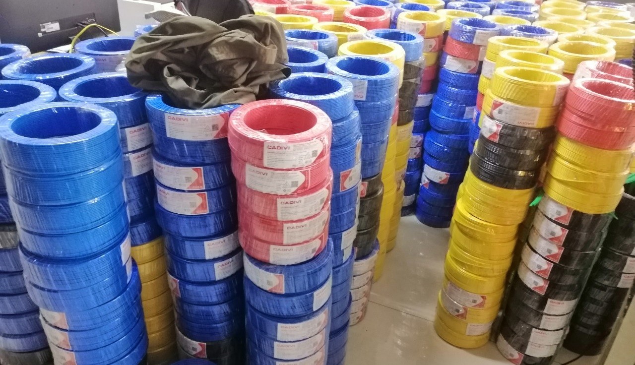 cửa hàng dây điện cadivi