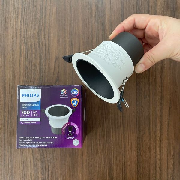 Đèn Spotlight Philips 7W RS280 D75